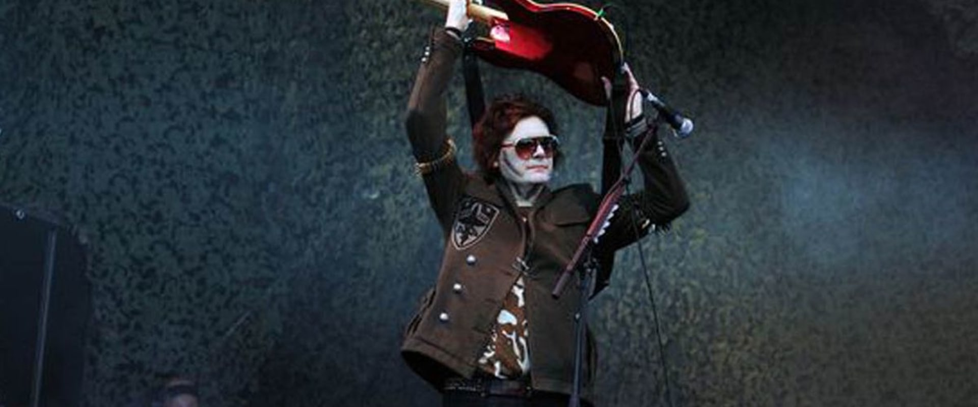 Exploring the Style Icon Nicky Wire