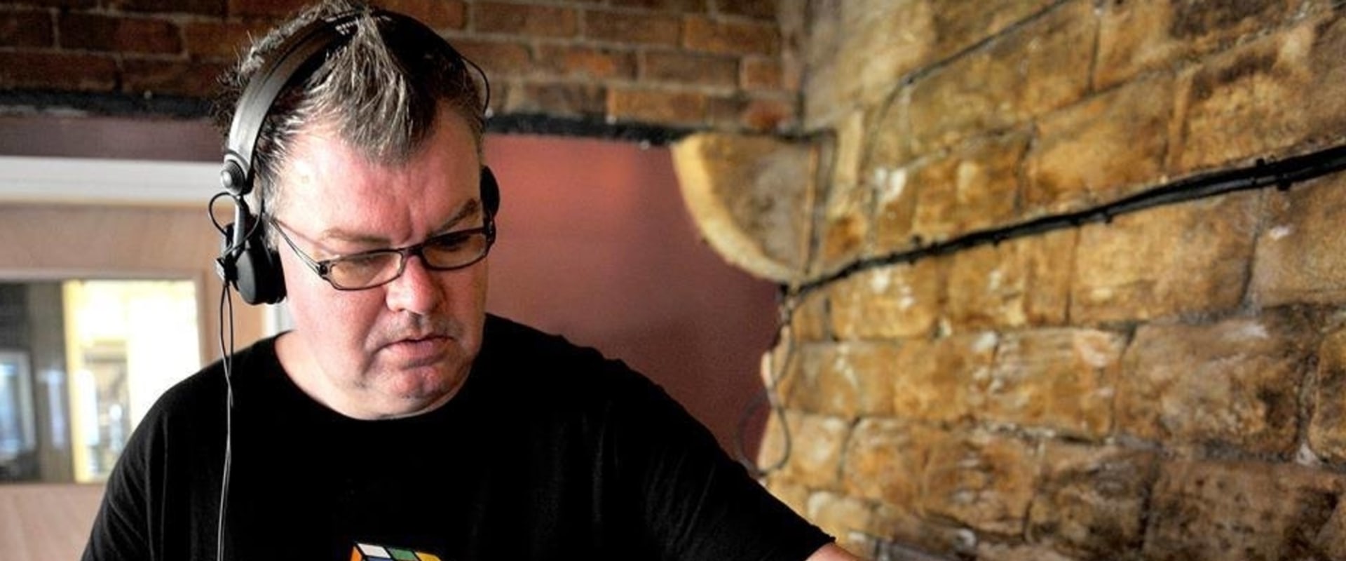 Dave Haslam: An Overview of the Madchester DJ and Producer